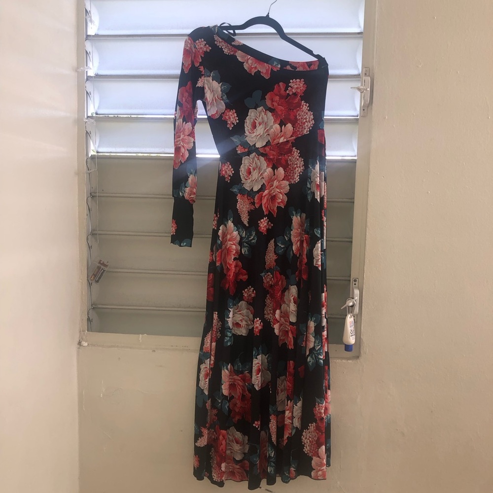 Long one sleeve dress